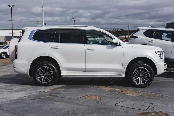 2024 GWM Tank 500 Lux Hybrid P03