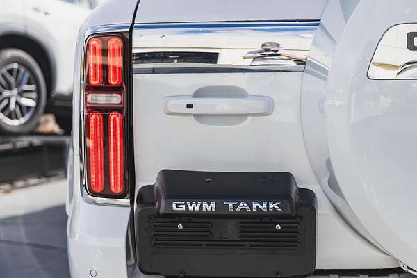2024 GWM Tank 500 Lux Hybrid P03