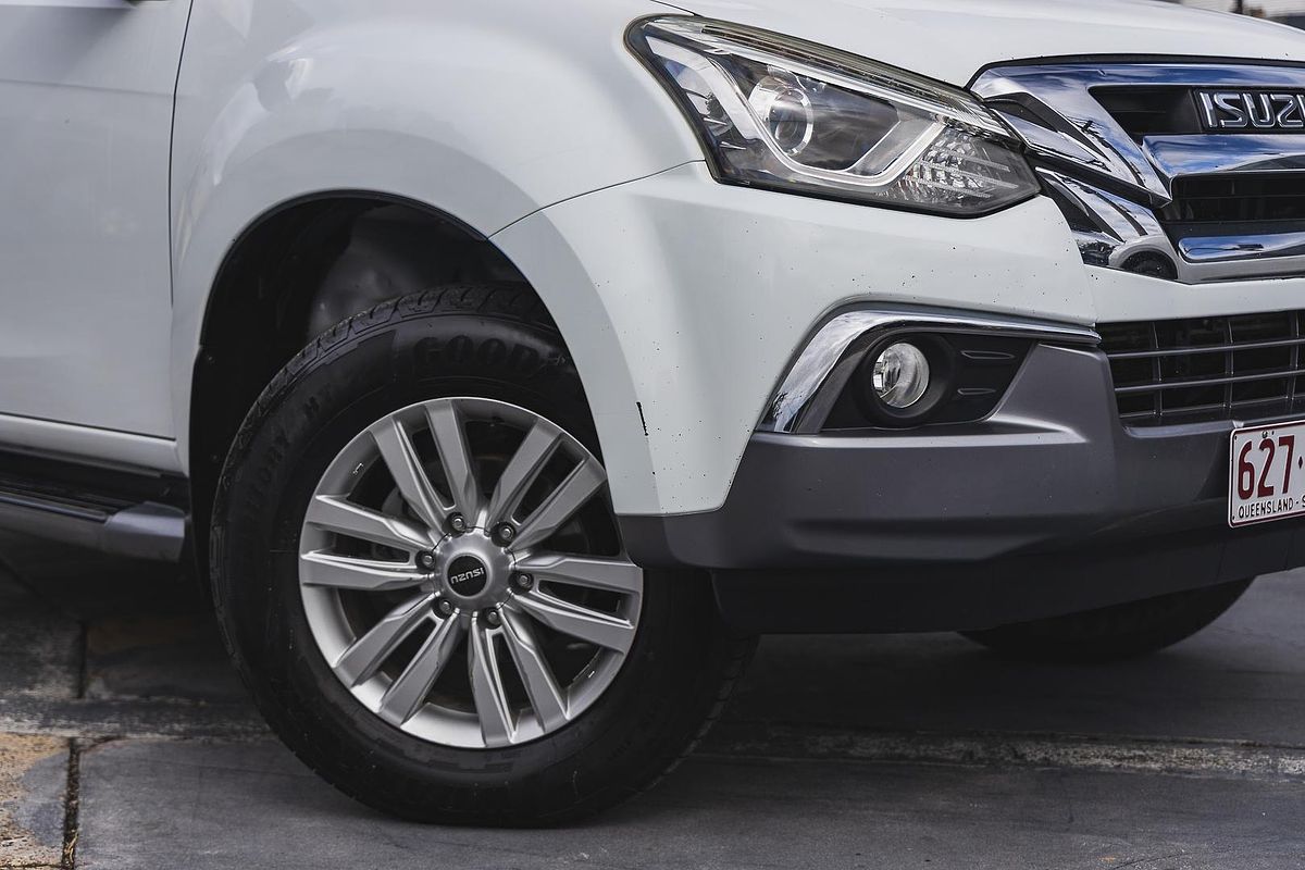 2018 Isuzu MU-X LS-T