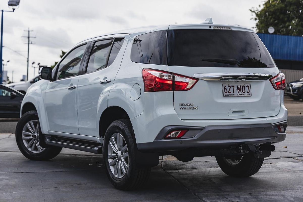 2018 Isuzu MU-X LS-T