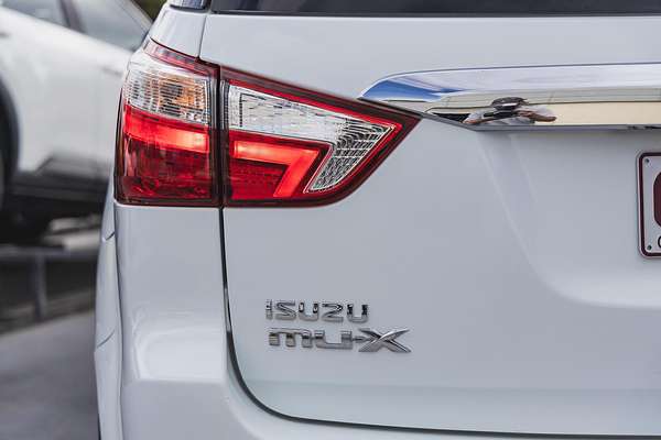 2018 Isuzu MU-X LS-T