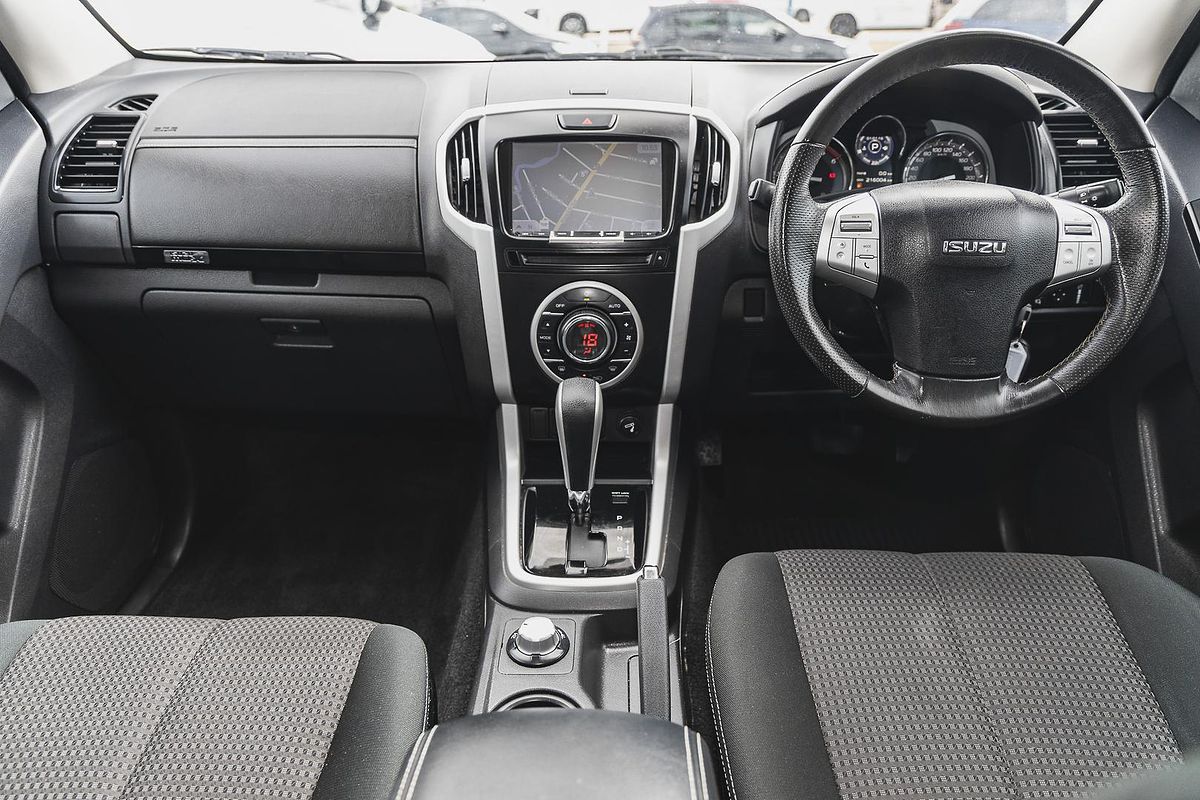 2018 Isuzu MU-X LS-T