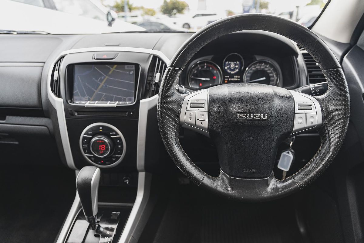2018 Isuzu MU-X LS-T