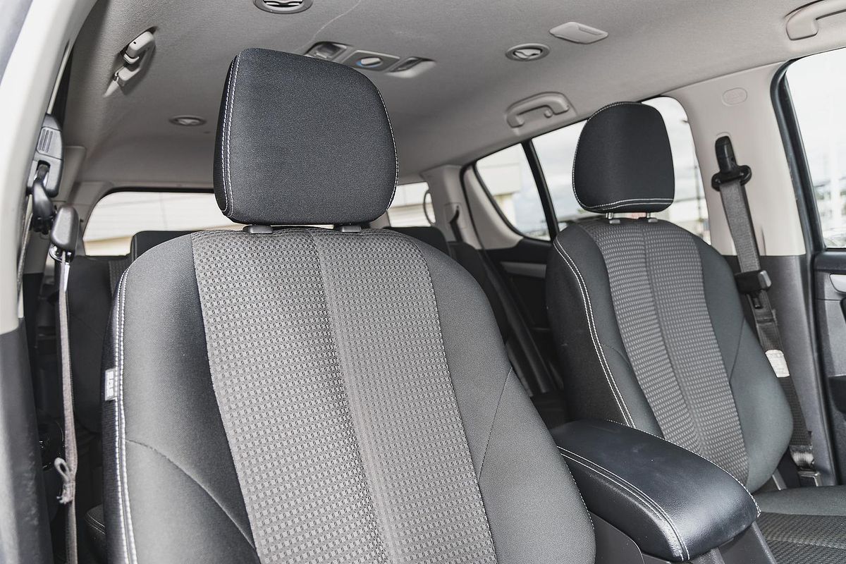 2018 Isuzu MU-X LS-T