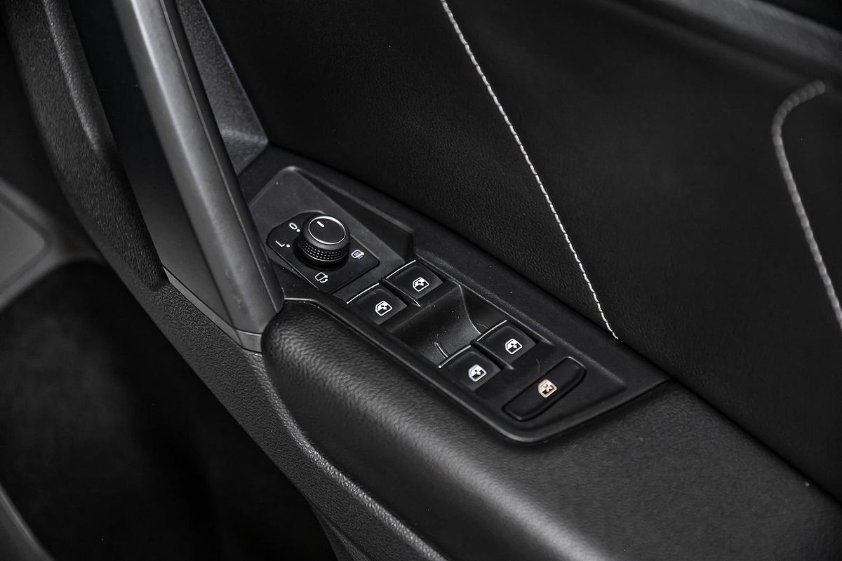 2021 Volkswagen Tiguan 147TDI R-Line 5N