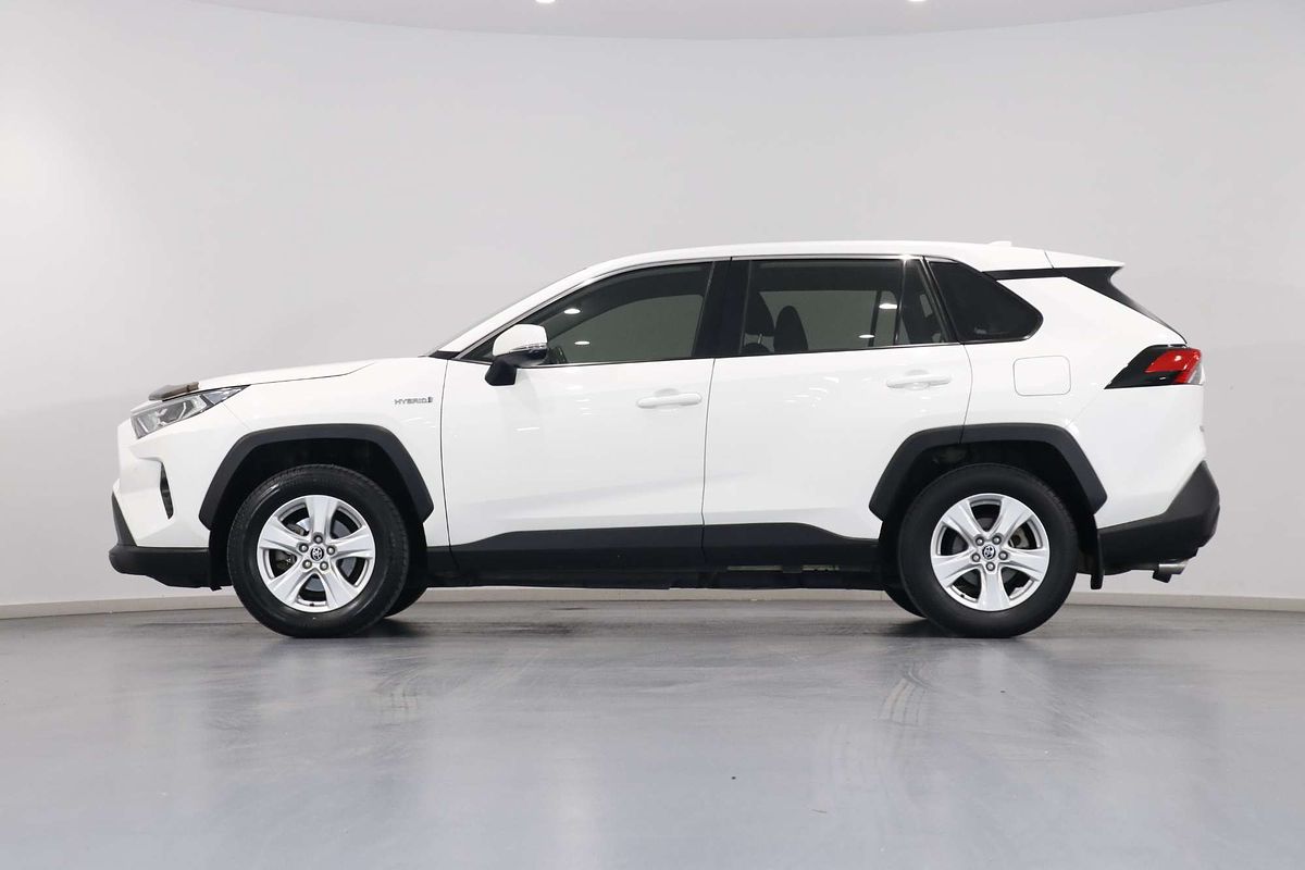 2020 Toyota RAV4 GX AXAH54R