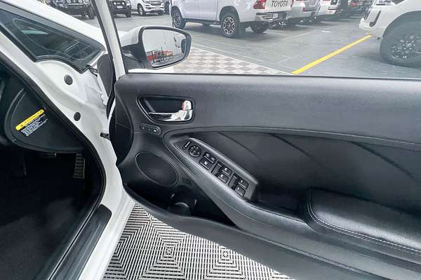 2015 Kia Cerato SLi YD
