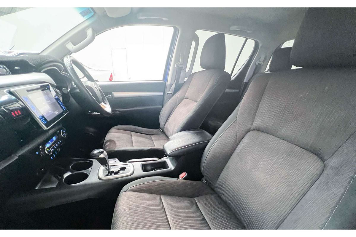 2017 Toyota Hilux SR5 GUN126R 4X4