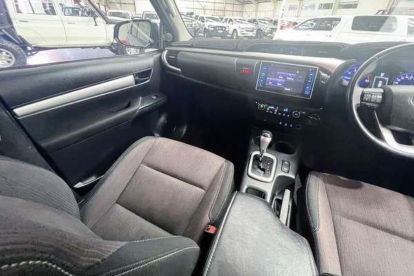 2017 Toyota Hilux SR5 GUN126R 4X4