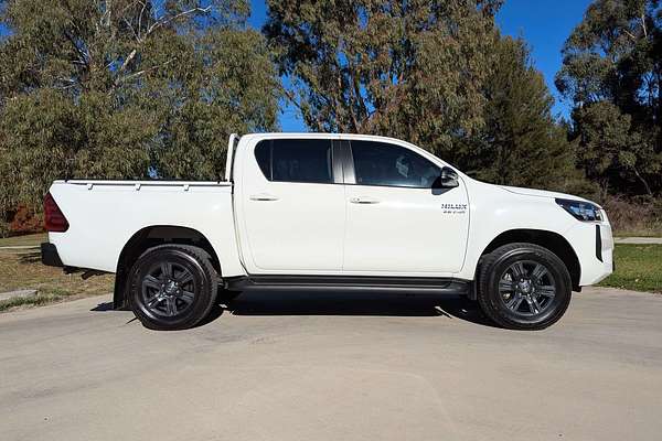 2024 Toyota Hilux SR GUN126R 4X4
