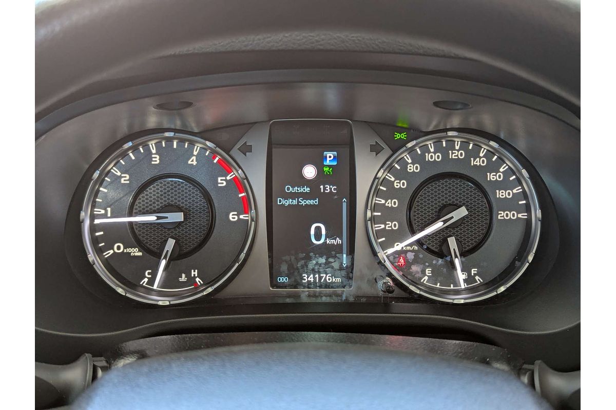 2024 Toyota Hilux SR GUN126R 4X4