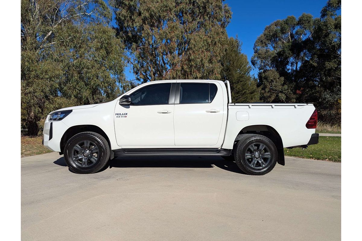 2024 Toyota Hilux SR GUN126R 4X4