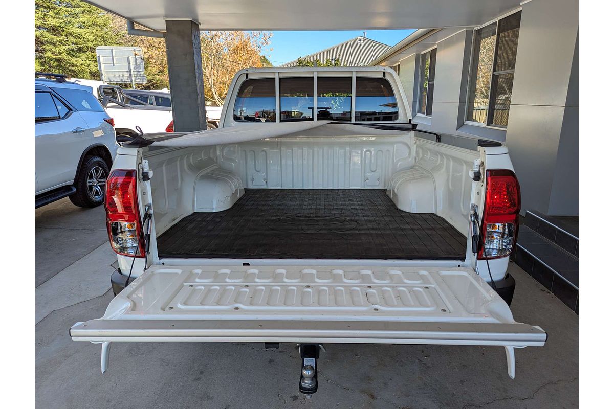2024 Toyota Hilux SR GUN126R 4X4