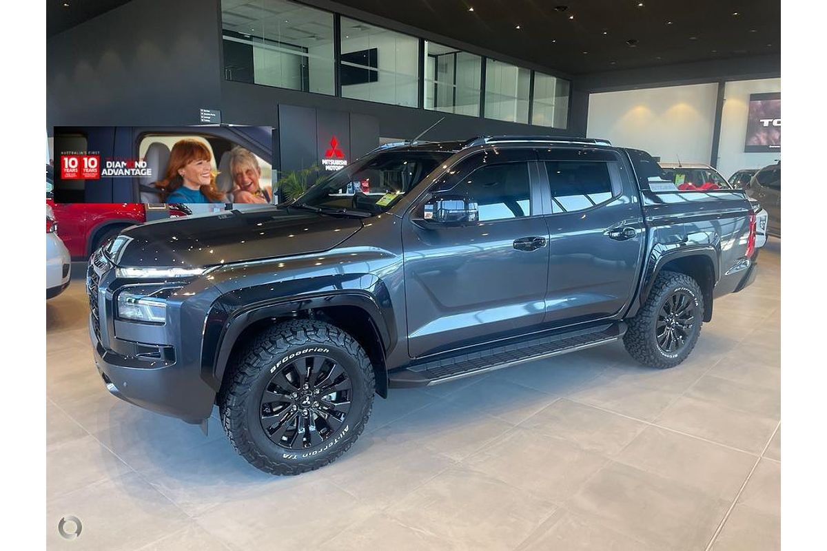 2025 Mitsubishi Triton GSR MV 4X4