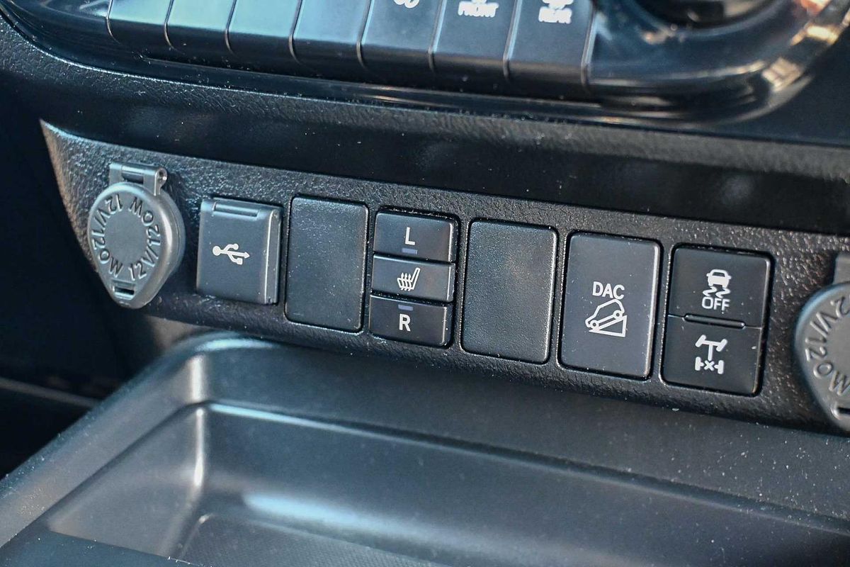 2023 Toyota Hilux Rogue GUN126R 4X4
