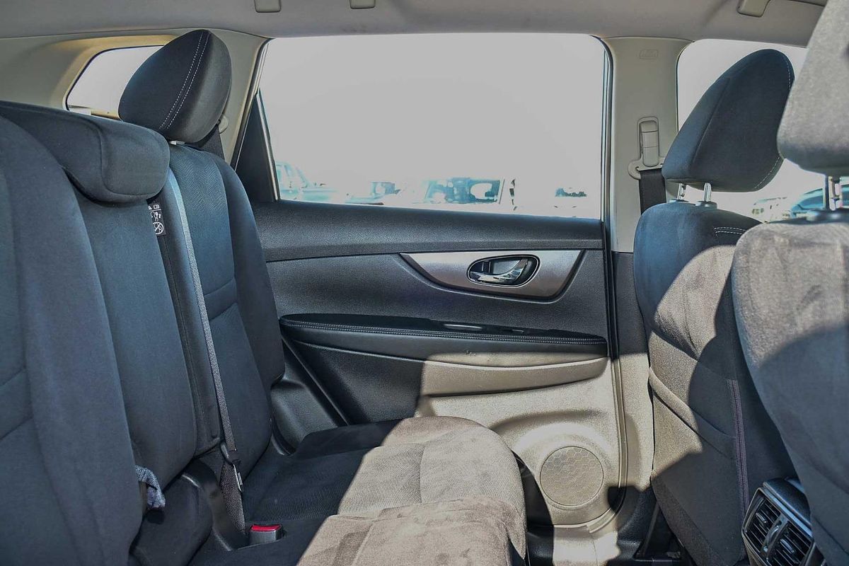 2015 Nissan X-TRAIL ST T32