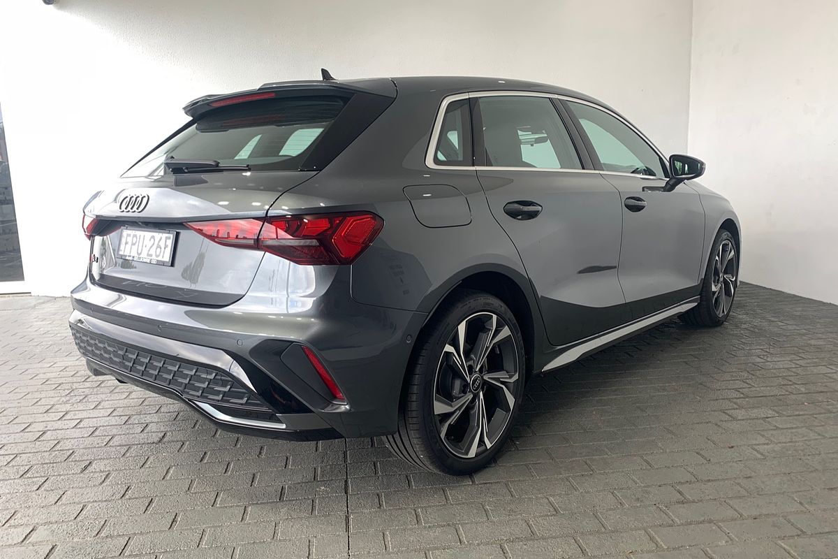 2024 Audi A3 35 TFSI S line GY