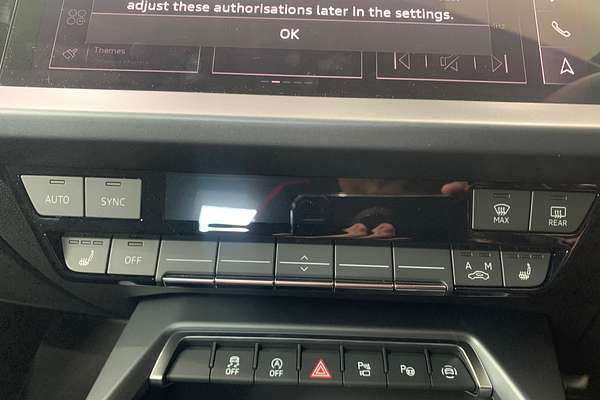 2024 Audi A3 35 TFSI S line GY