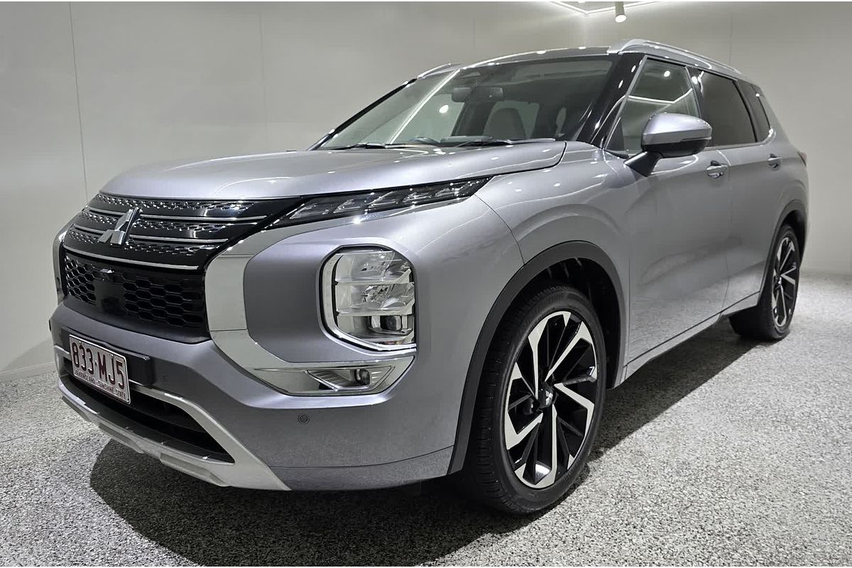 2022 Mitsubishi Outlander Exceed ZM