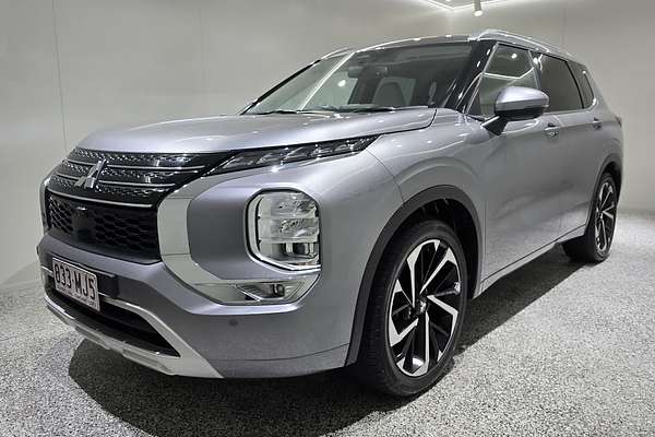 2022 Mitsubishi Outlander Exceed ZM