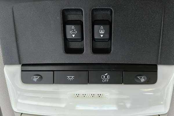 2022 Mitsubishi Outlander Exceed ZM