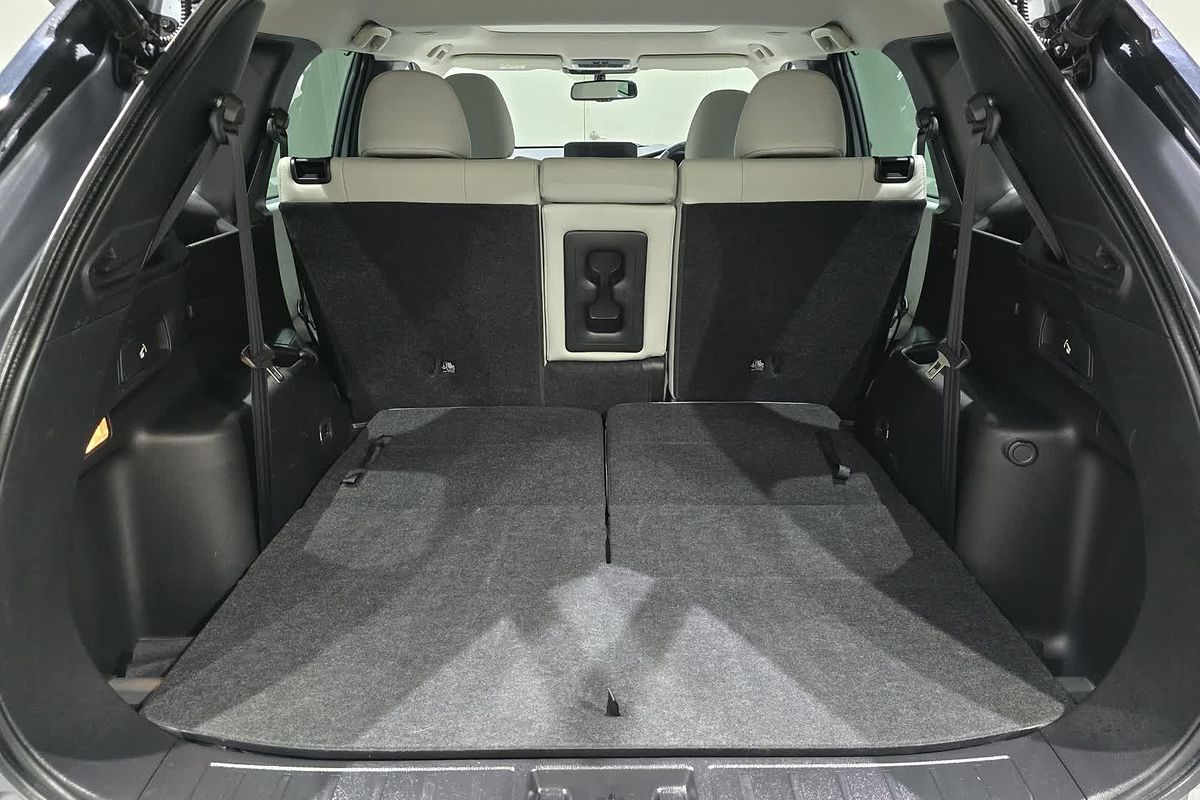 2022 Mitsubishi Outlander Exceed ZM