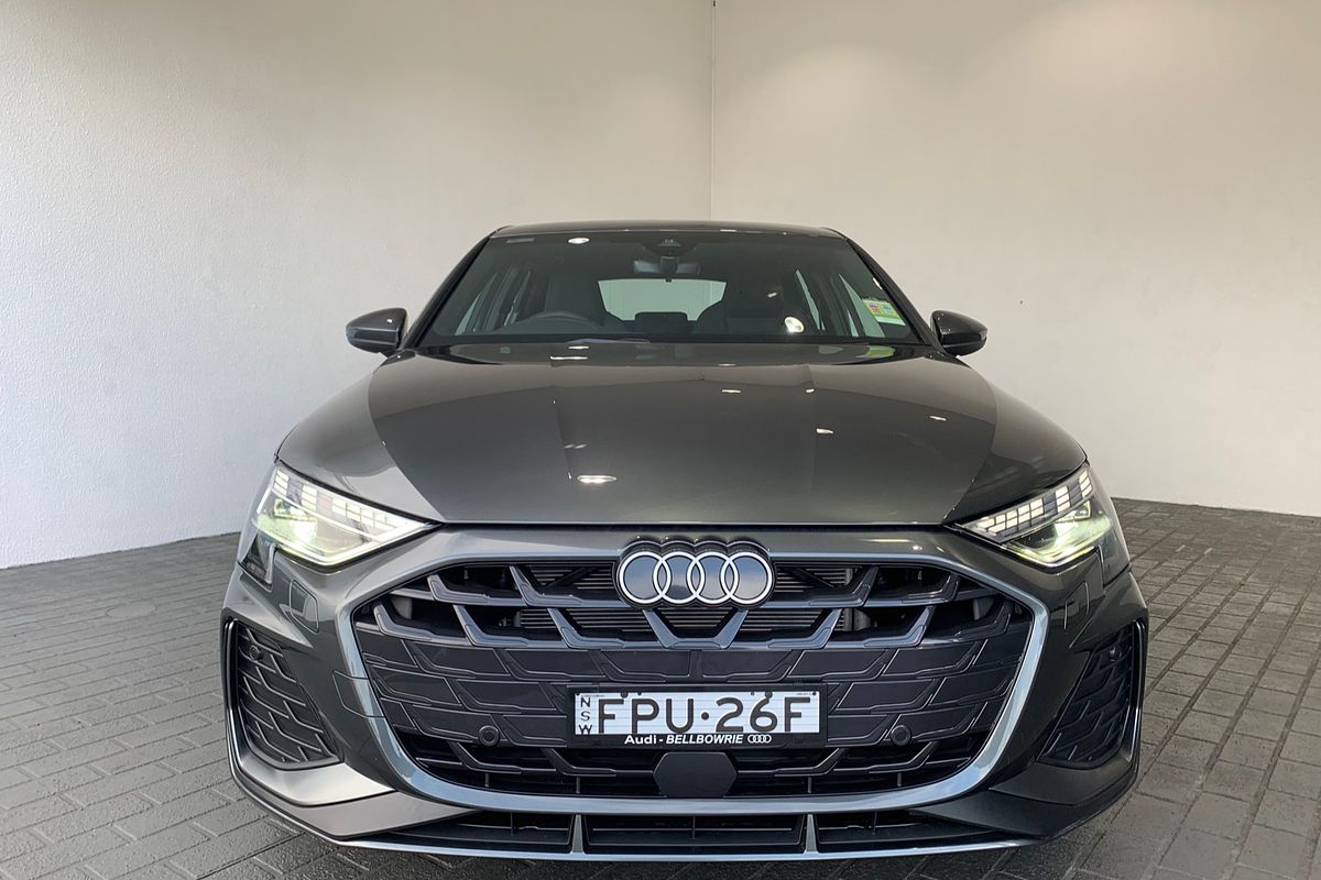 2024 Audi Q5 40 TDI Sport FY
