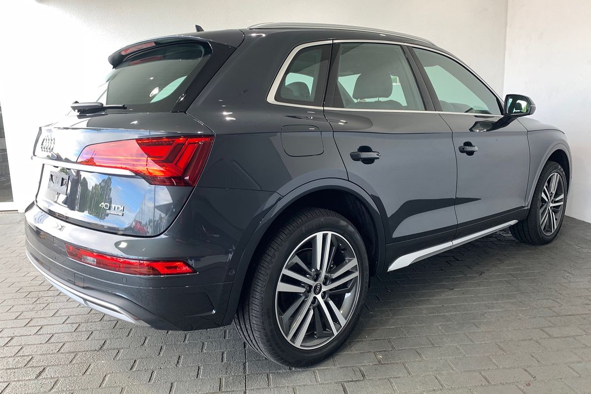 2024 Audi Q5 40 TDI Sport FY