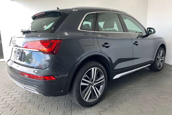 2024 Audi Q5 40 TDI Sport FY