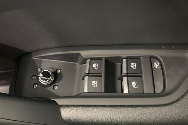 2024 Audi Q5 40 TDI Sport FY