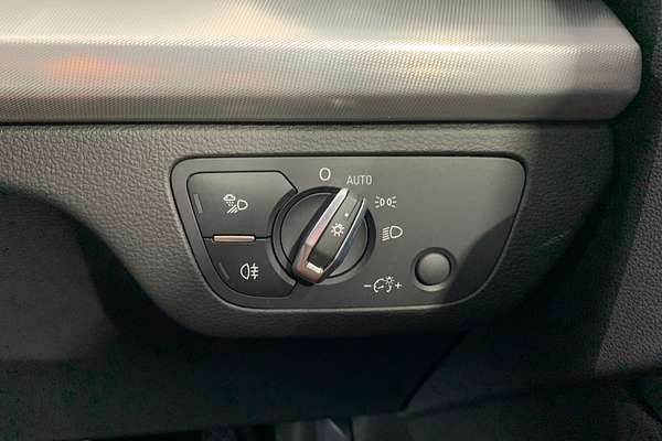 2024 Audi Q5 40 TDI Sport FY