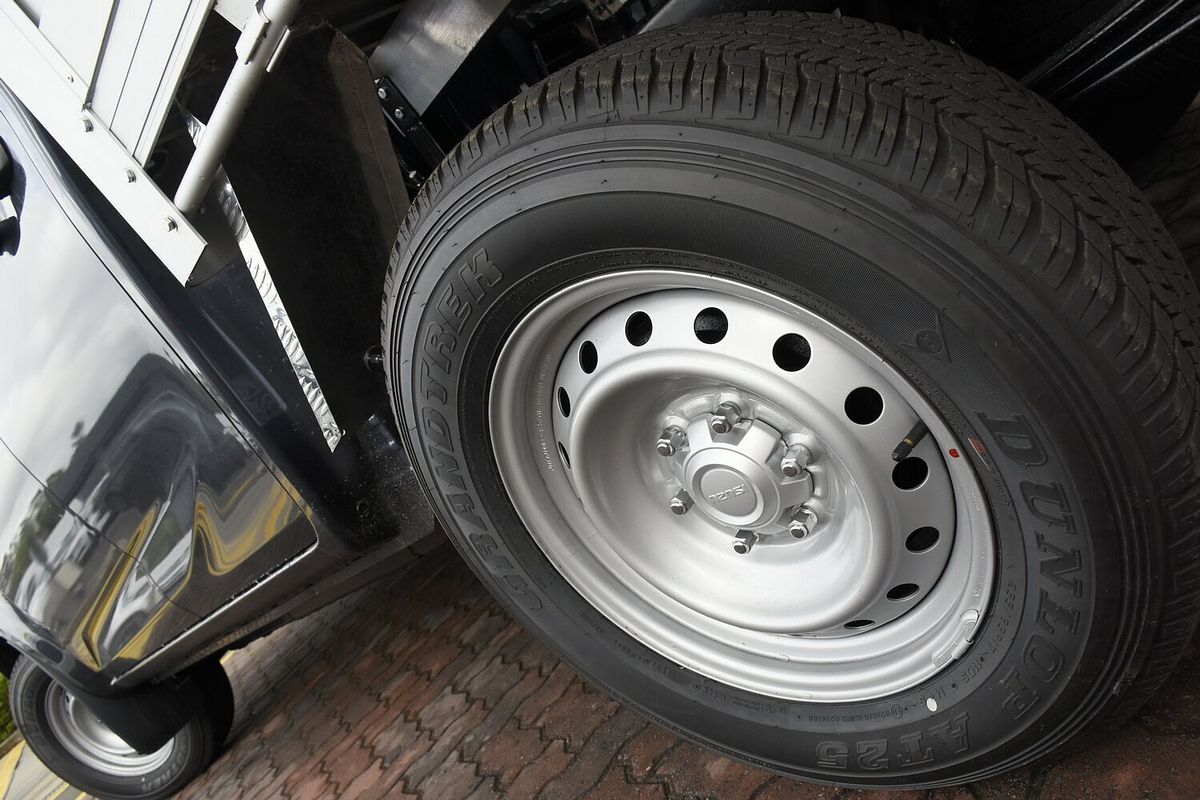 2025 Isuzu D-MAX SX High Ride Rear Wheel Drive