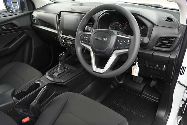 2025 Isuzu D-MAX SX High Ride Rear Wheel Drive