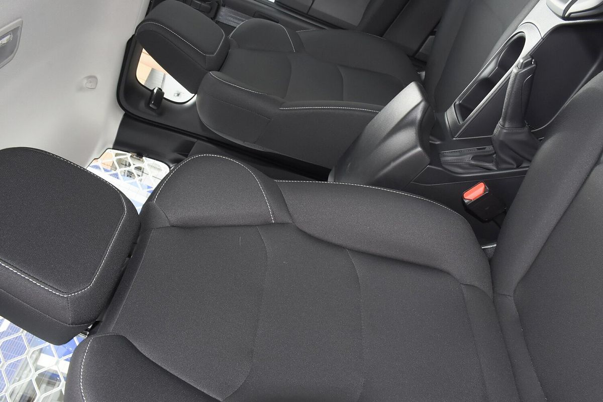 2025 Isuzu D-MAX SX High Ride Rear Wheel Drive