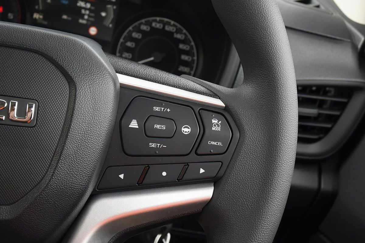 2025 Isuzu D-MAX SX High Ride Rear Wheel Drive