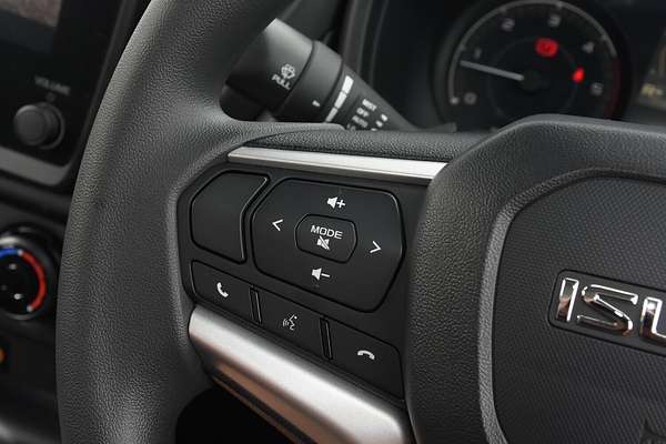 2025 Isuzu D-MAX SX High Ride Rear Wheel Drive