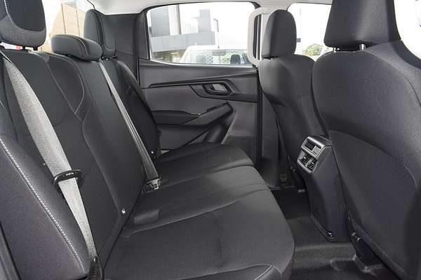 2025 Isuzu D-MAX SX High Ride Rear Wheel Drive