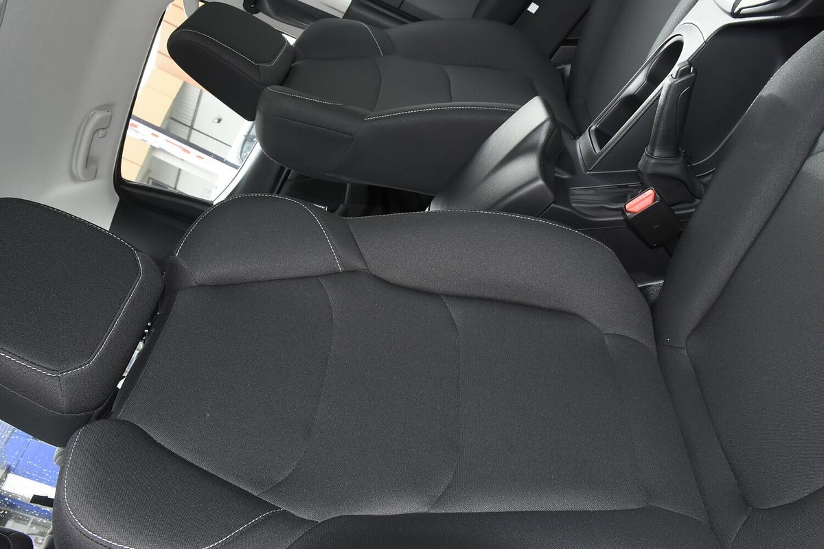 2025 Isuzu D-MAX SX High Ride Rear Wheel Drive