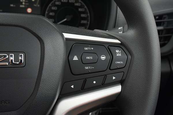 2025 Isuzu D-MAX SX High Ride Rear Wheel Drive