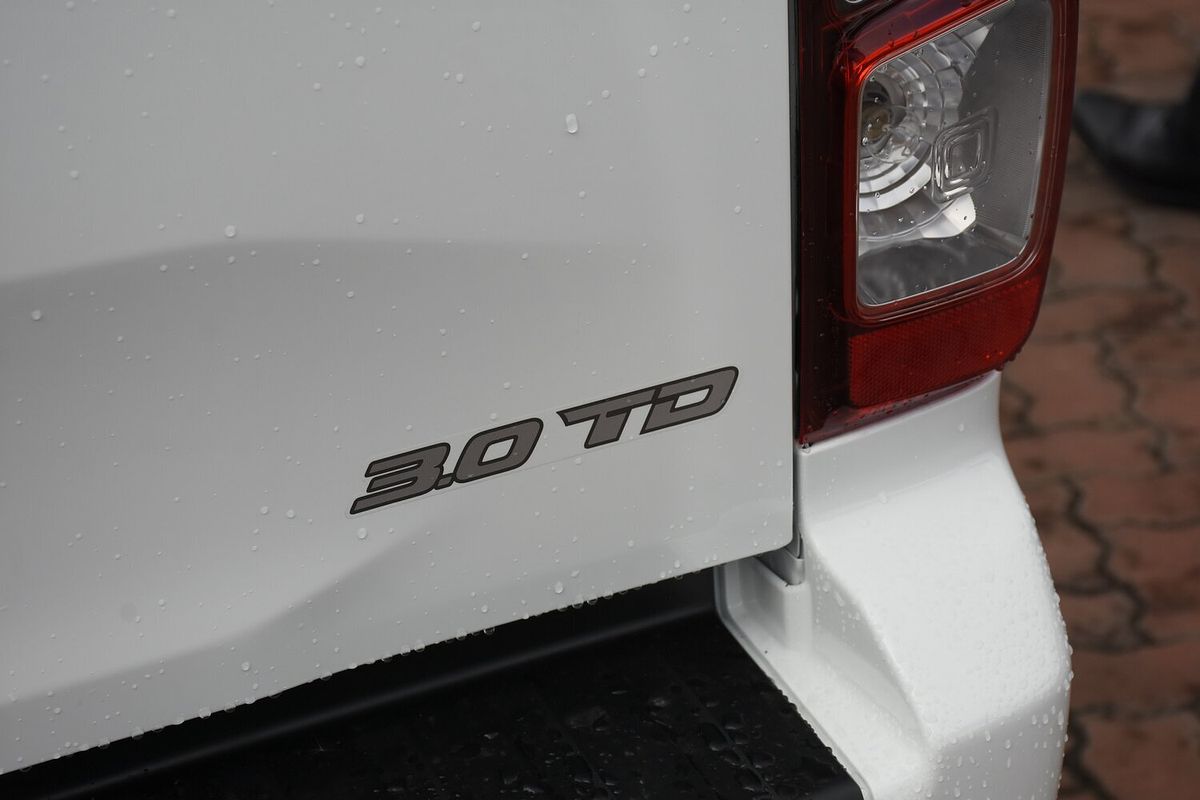 2025 Isuzu D-MAX SX High Ride Rear Wheel Drive