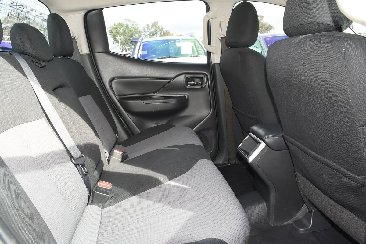 2020 Mitsubishi Triton GLX+ MR 4X4
