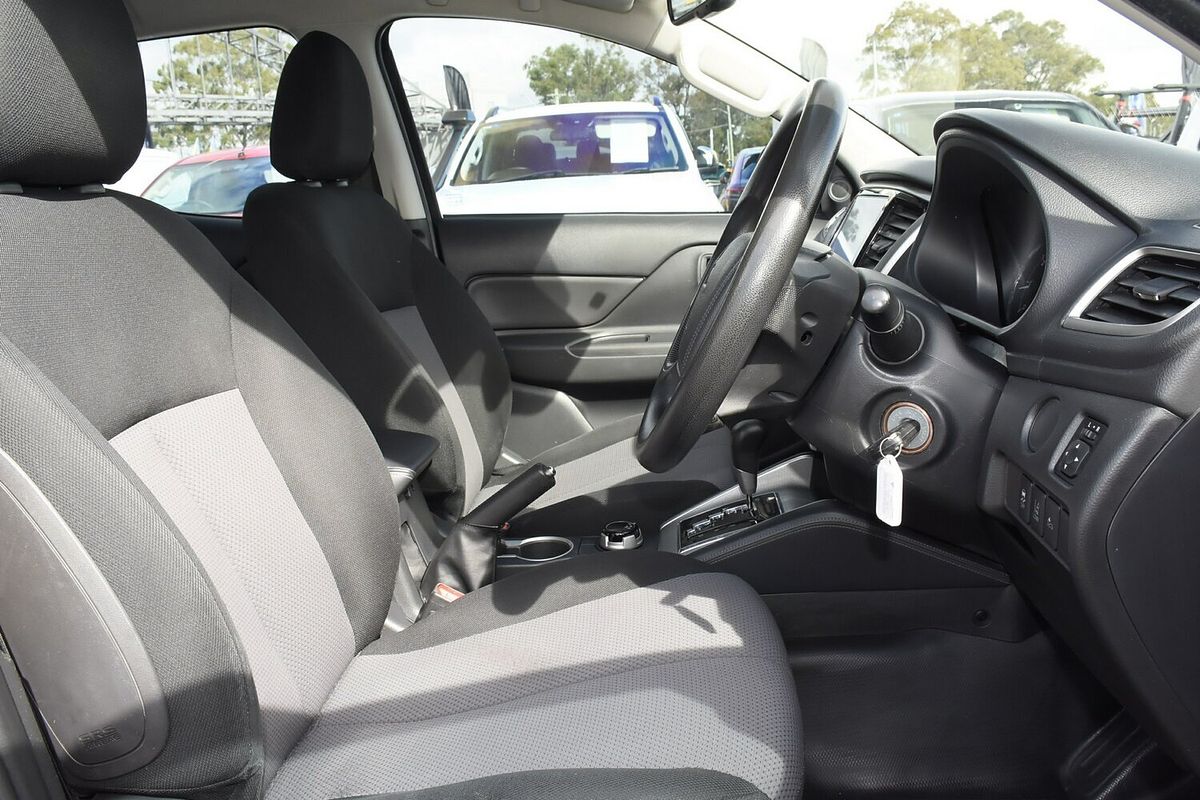 2020 Mitsubishi Triton GLX+ MR 4X4