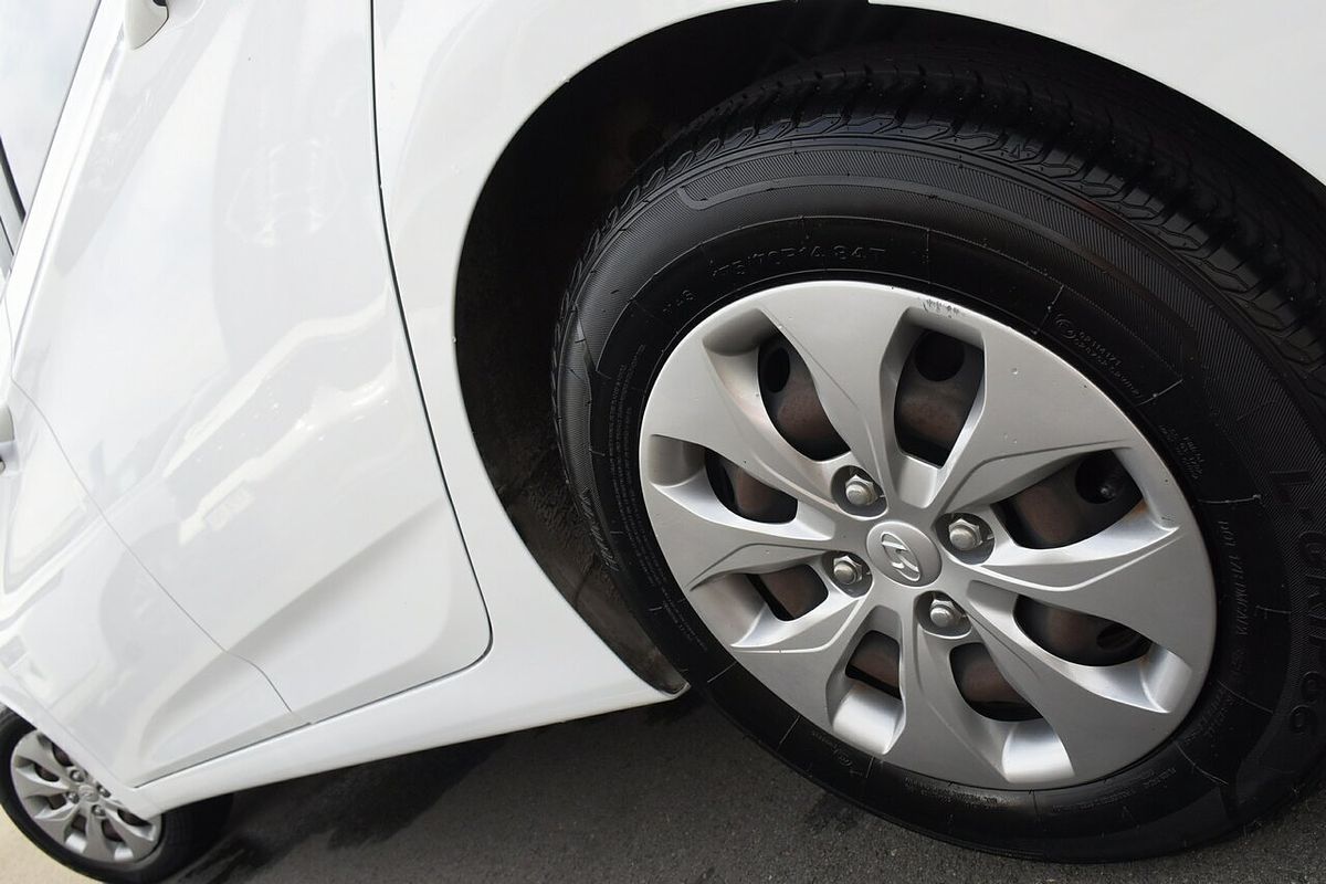 2016 Hyundai Accent Active RB4