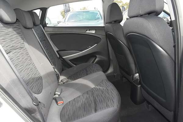 2016 Hyundai Accent Active RB4