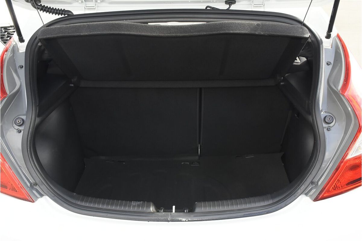 2016 Hyundai Accent Active RB4