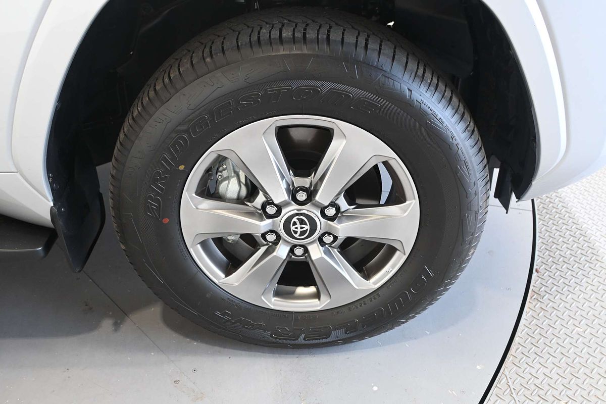2023 Toyota Landcruiser VX FJA300R