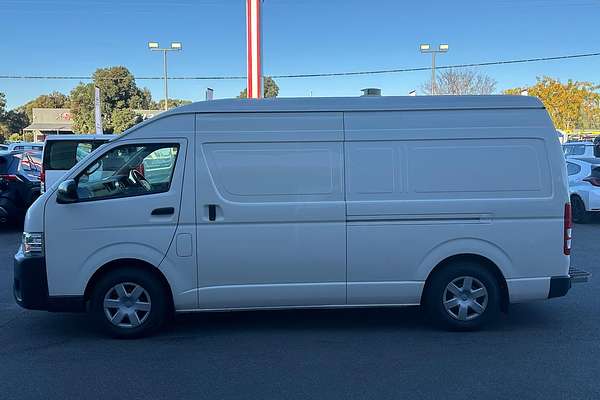2016 Toyota Hiace KDH221R