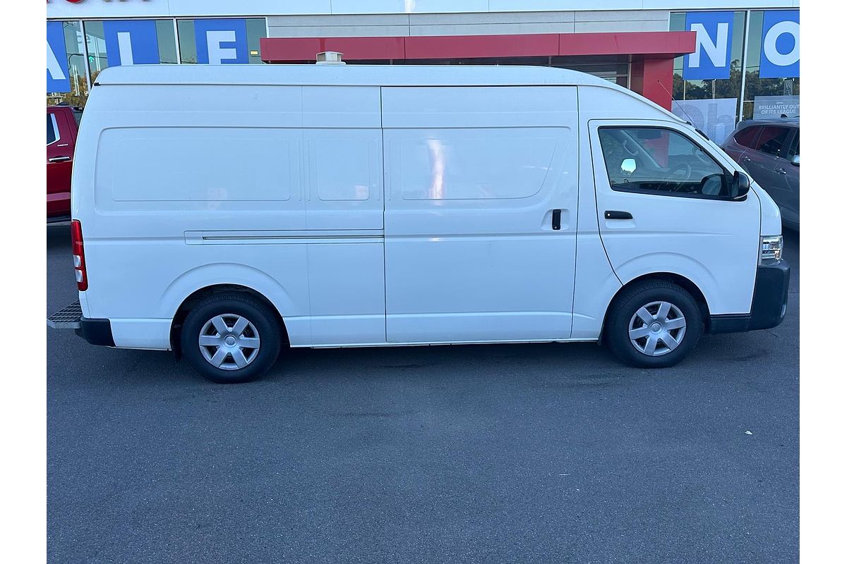 2016 Toyota Hiace KDH221R