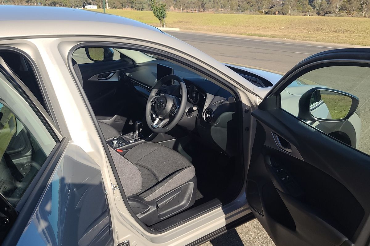 2025 Mazda CX-3 G20 Pure DK