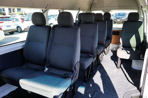 2017 Toyota Hiace Commuter TRH223R